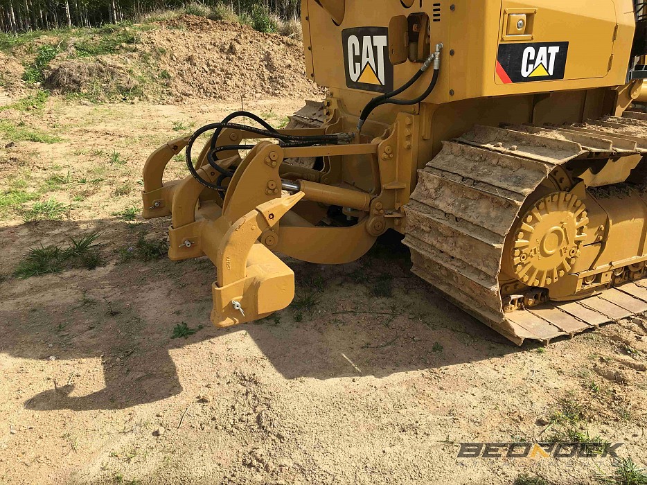 Ripper Shank 1U1257B fits CAT D5G D5K Ripper for Sale | Headwater Equipment