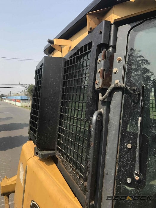 Screens and Sweeps fits John Deere 750J Bulldozer for Sale