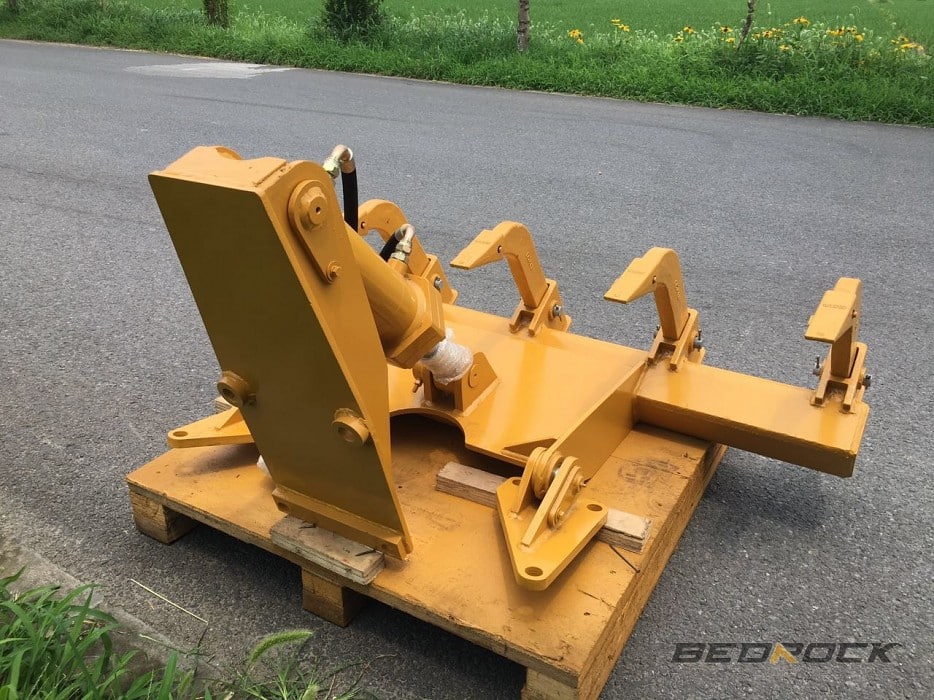 MS Ripper fits CAT 931B 935B/C 939/C Track Loader for Sale | Headwater ...